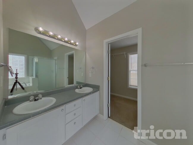 Building Photo - 1195 Misty Meadows Way