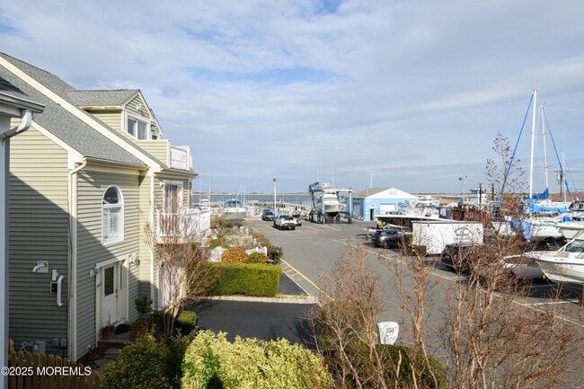 Building Photo - 106 Marina Bay Ct