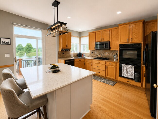 Building Photo - 315 Red Sky Dr