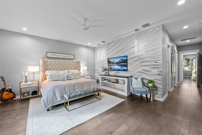 Building Photo - 3624 S Gardenia Ave