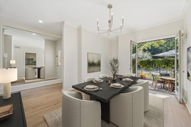 Building Photo - 4710 Post Oak Timber Dr