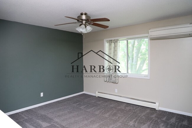 Building Photo - 3 bedroom Townhome in Eyota, MN Available ...