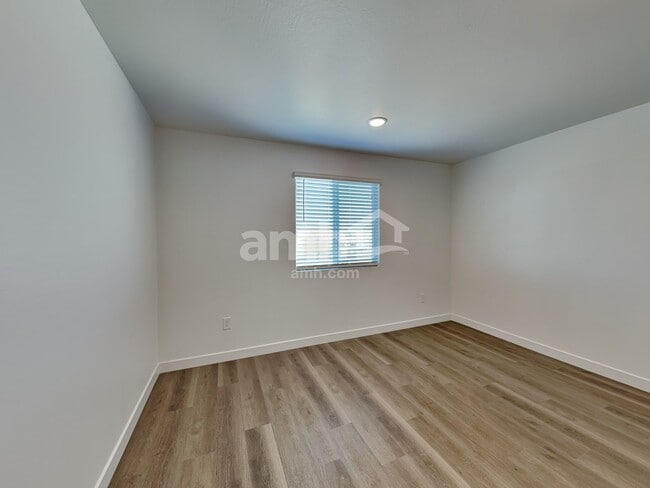 Building Photo - 12632 W Adair Dr