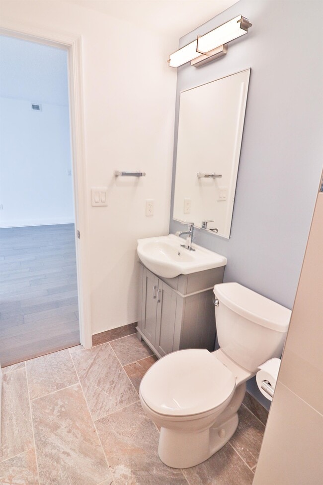 Building Photo - 24 Courthouse Sq