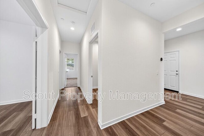 Building Photo - 28113 Echo Ct.