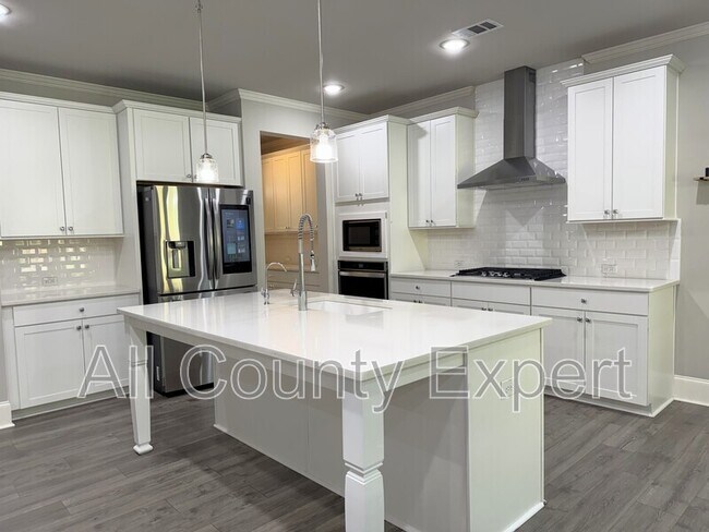 Building Photo - 5145 Explorer Ln