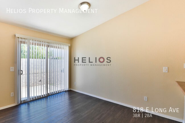 Building Photo - 818 E Long Ave