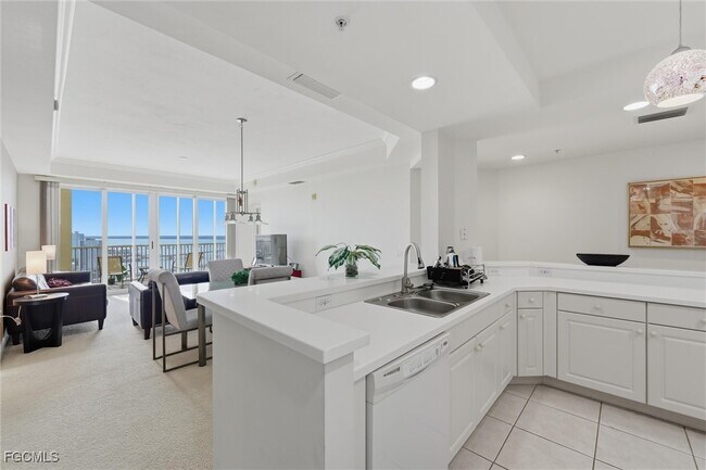 Building Photo - 2743 First St