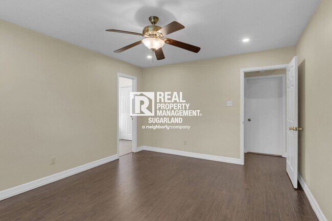 Building Photo - Fantastic Katy 3-2 close to everything