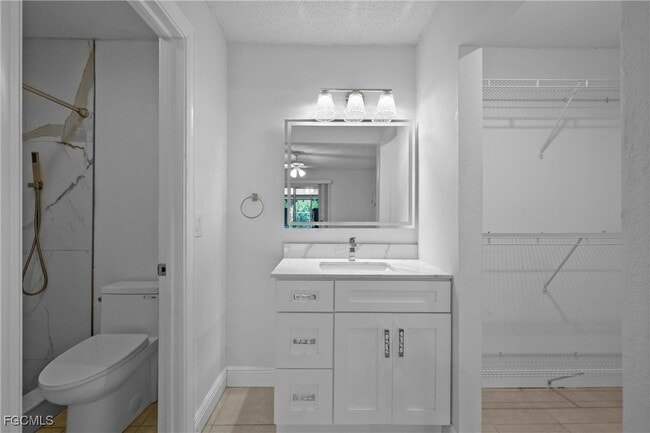 Building Photo - 6322 Royal Woods Dr