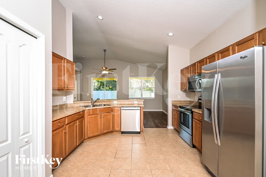 Building Photo - 8907 Sandy Plains Dr