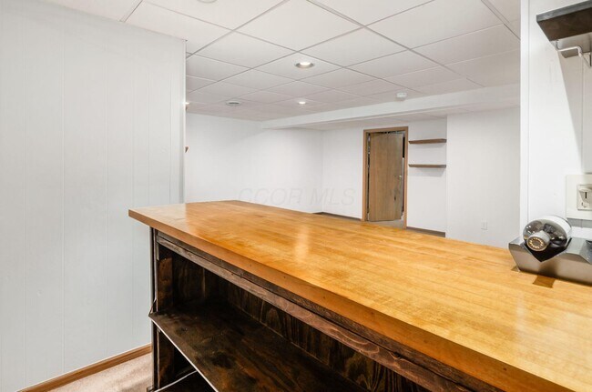 Building Photo - 5841 Elmbridge Ln