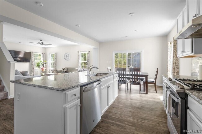 Building Photo - 13507 Enon Oaks Pl