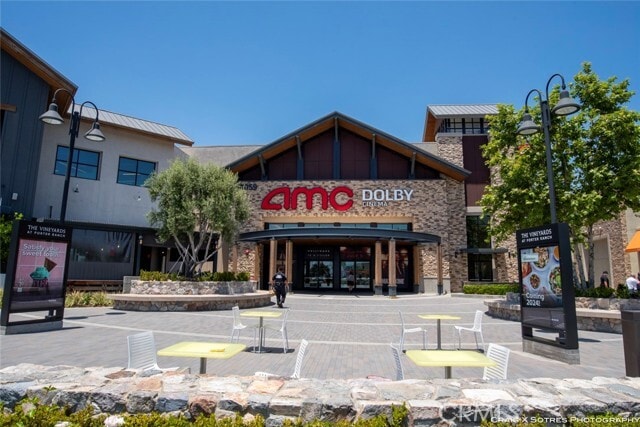 Building Photo - 20552 Edgewood Ct