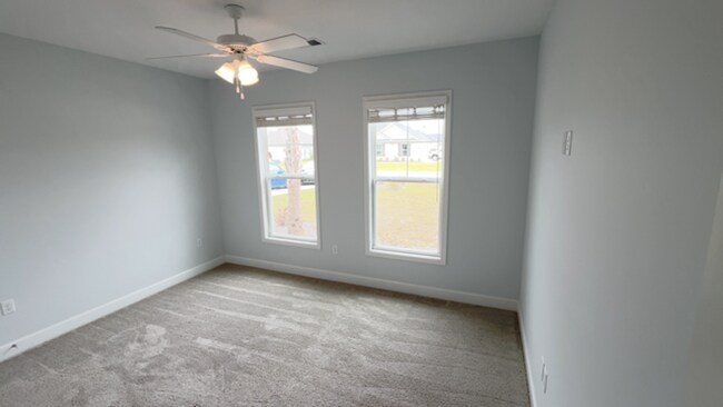 Building Photo - 4/3 fairly new & updated home!