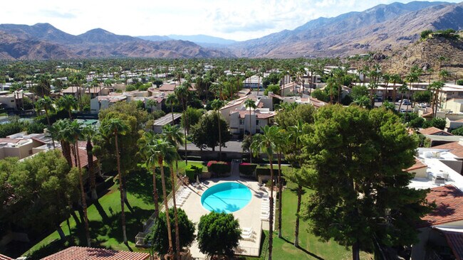 Building Photo - 2160 S Palm Canyon Dr