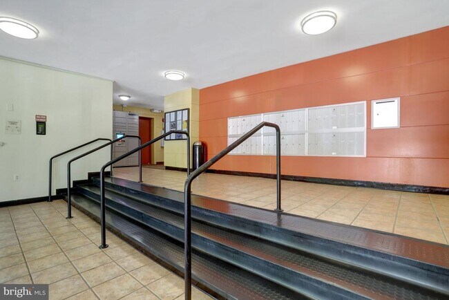 Building Photo - 4 S Van Dorn St