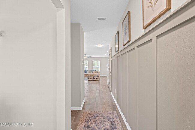 Building Photo - 2865 Firethorn Ave