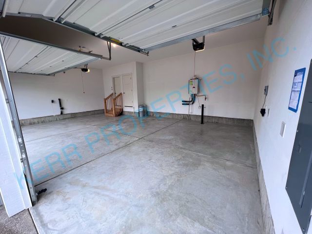 Building Photo - 37343 Sockeye St