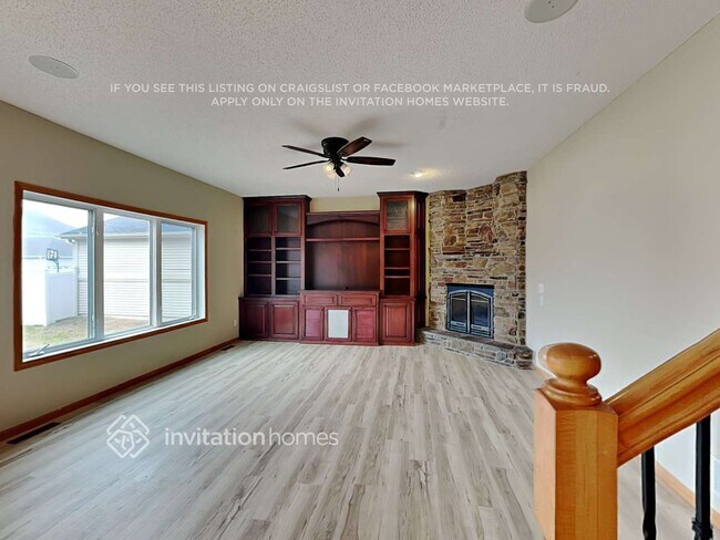 Building Photo - 11802 South Lake Boulevard Northeast