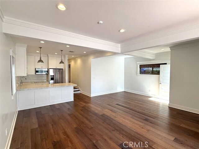 Building Photo - 524 13th St