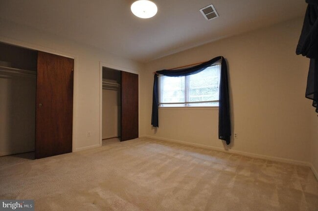 Building Photo - 4629 Hillbrook Dr