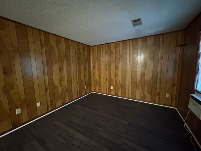 Building Photo - 130 Tyrone Blvd