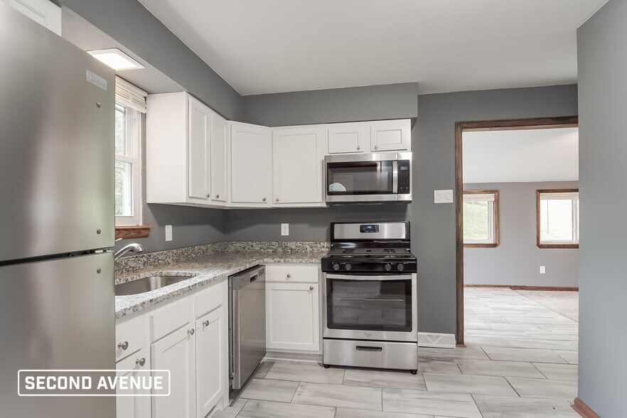 Building Photo - 1245 Chapel Rd