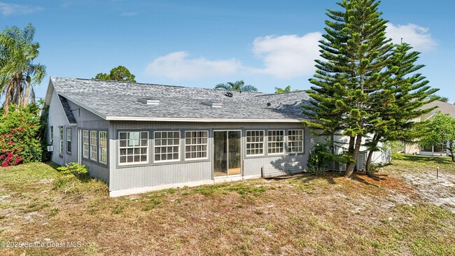 Building Photo - 169 Day Dr