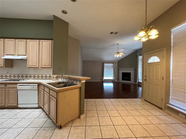 Building Photo - 2421 Princess Ct