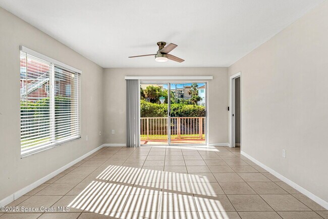 Building Photo - 8000 Ridgewood Ave