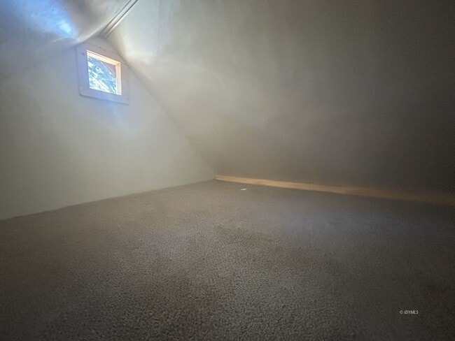 Building Photo - Cute Loft Bedroom Mountain Cabin