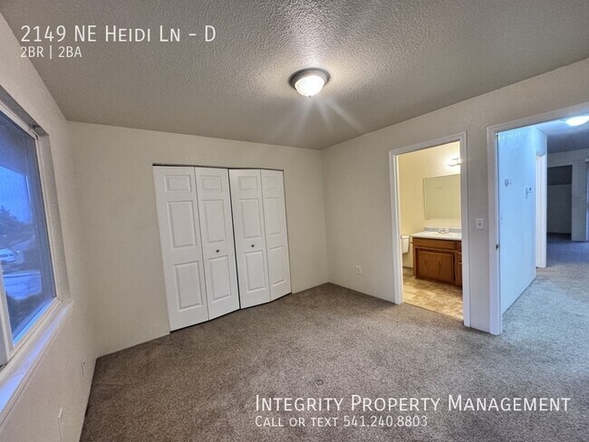 Building Photo - 2149 NW Heidi Ln