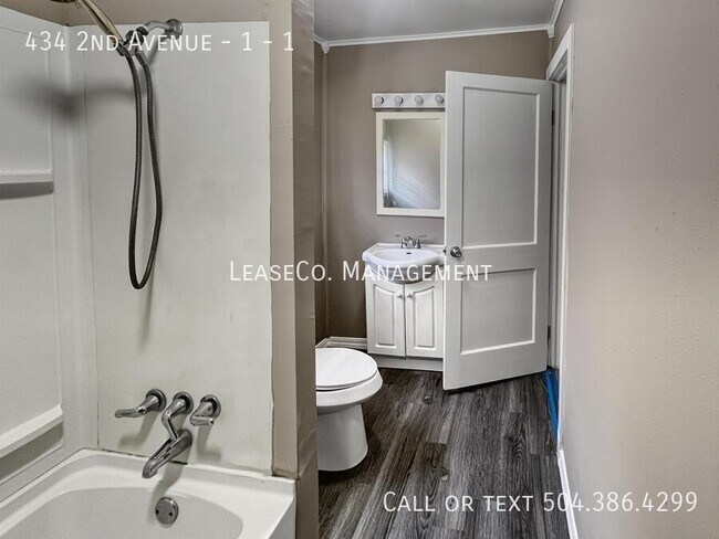 Building Photo - 434 2nd Ave