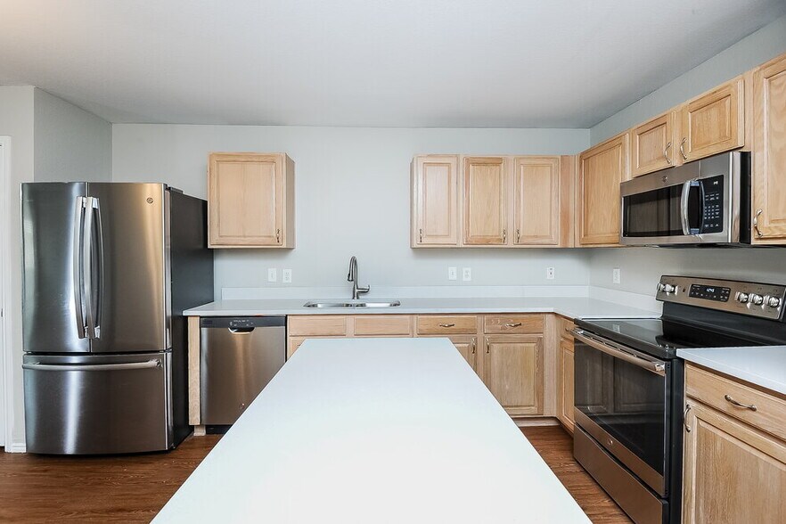 Building Photo - 2325 Northway