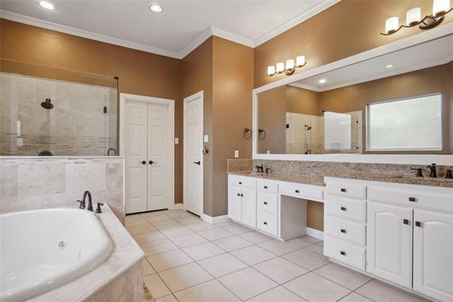 Building Photo - 300 Timber Lake Dr