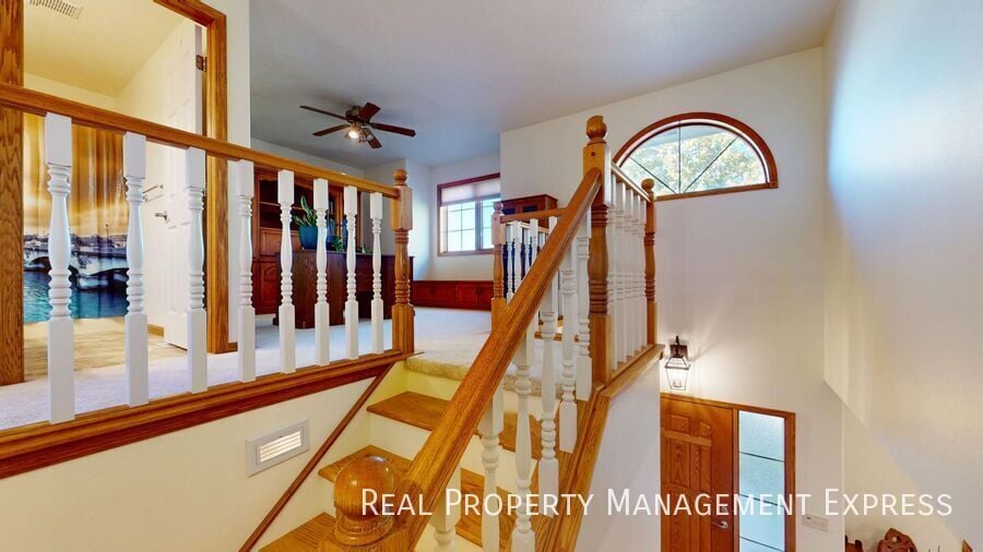 Building Photo - Beautiful 4-Bedroom, 4-Bath Home