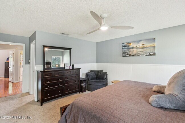 Building Photo - 2537 Emperor Dr