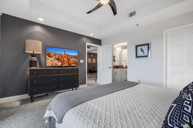 Building Photo - 210 Raceday Center Dr