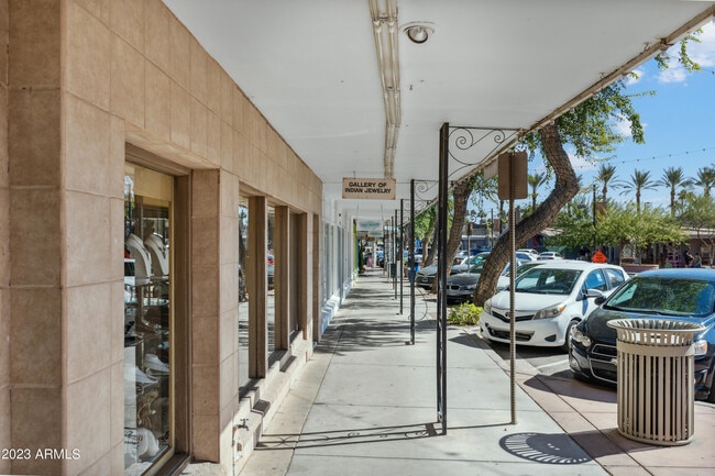 Building Photo - 7625 E Camelback Rd