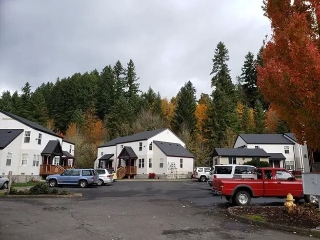 Building Photo - 600 California Ave