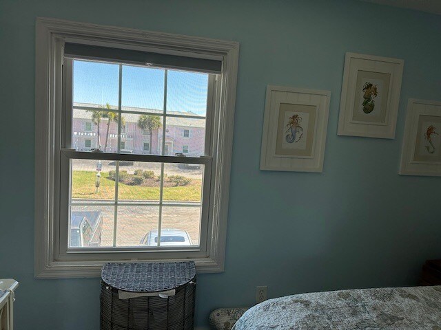 Building Photo - 4843 Coquina Key Dr SE