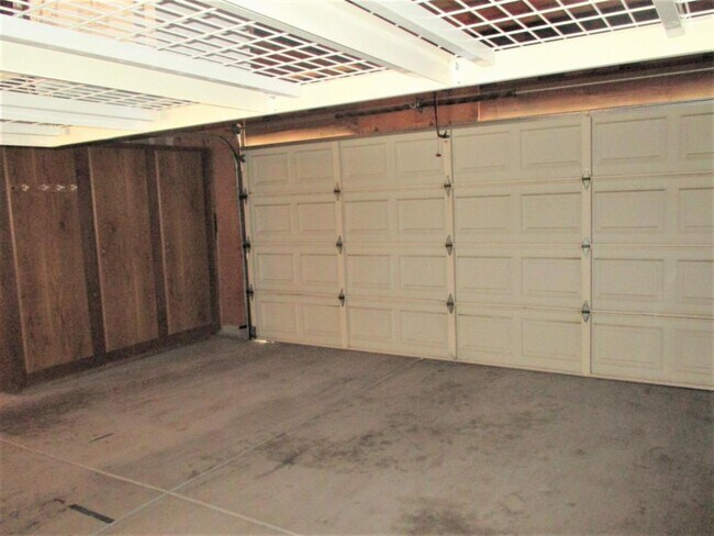 Building Photo - 2904 Peach Tree St