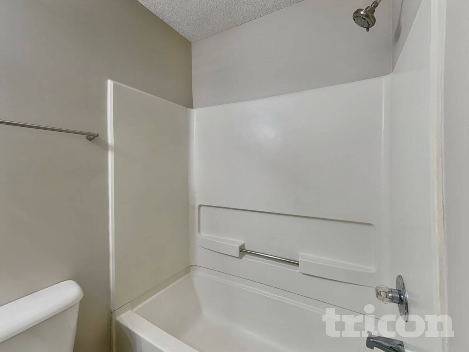 Building Photo - 2368 Rambling Way