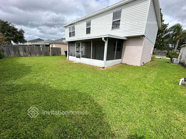 Building Photo - 4725 Willamette Cir