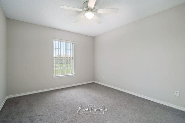 Building Photo - 2100 Blue Wind Dr