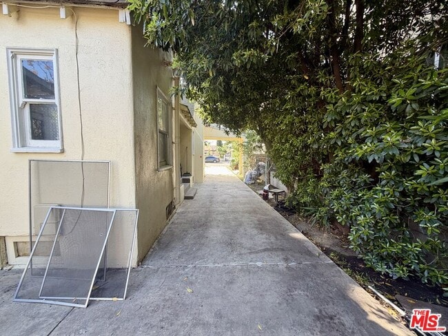 Building Photo - 14119 Erwin St