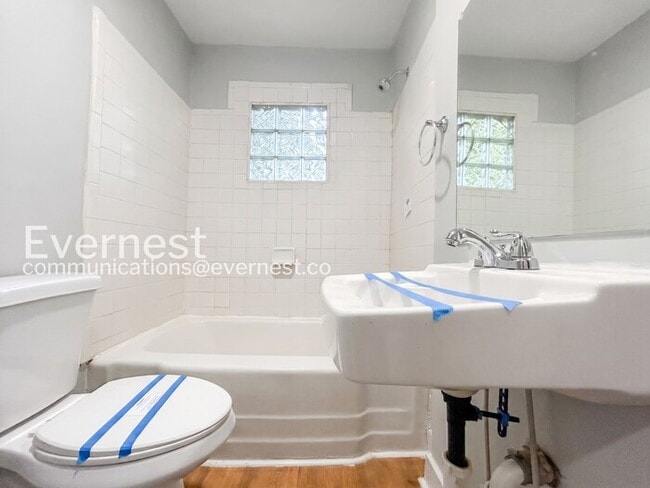 Building Photo - 2175 Pansy St NW