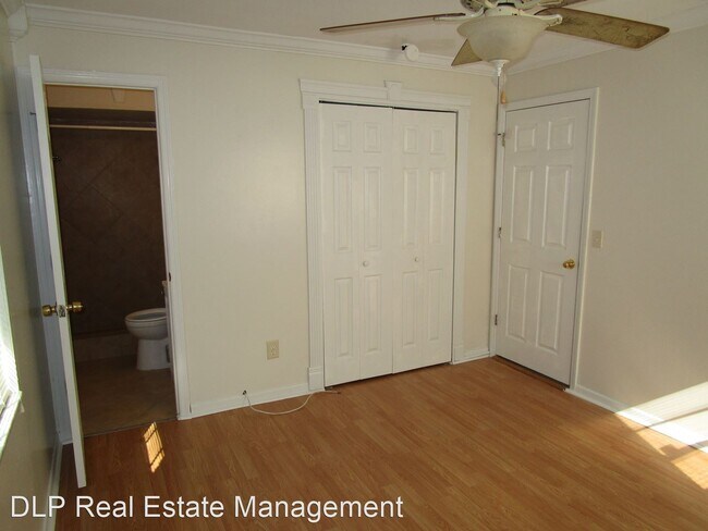 Building Photo - 3 br, 2 bath House - 963 Madison Ave