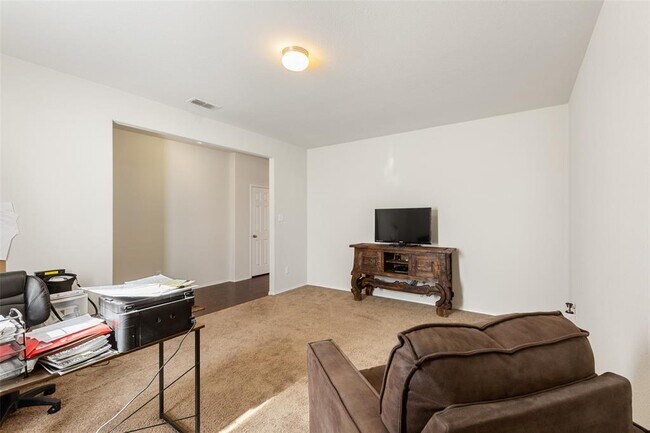 Building Photo - 3129 Montserrat Creek Dr